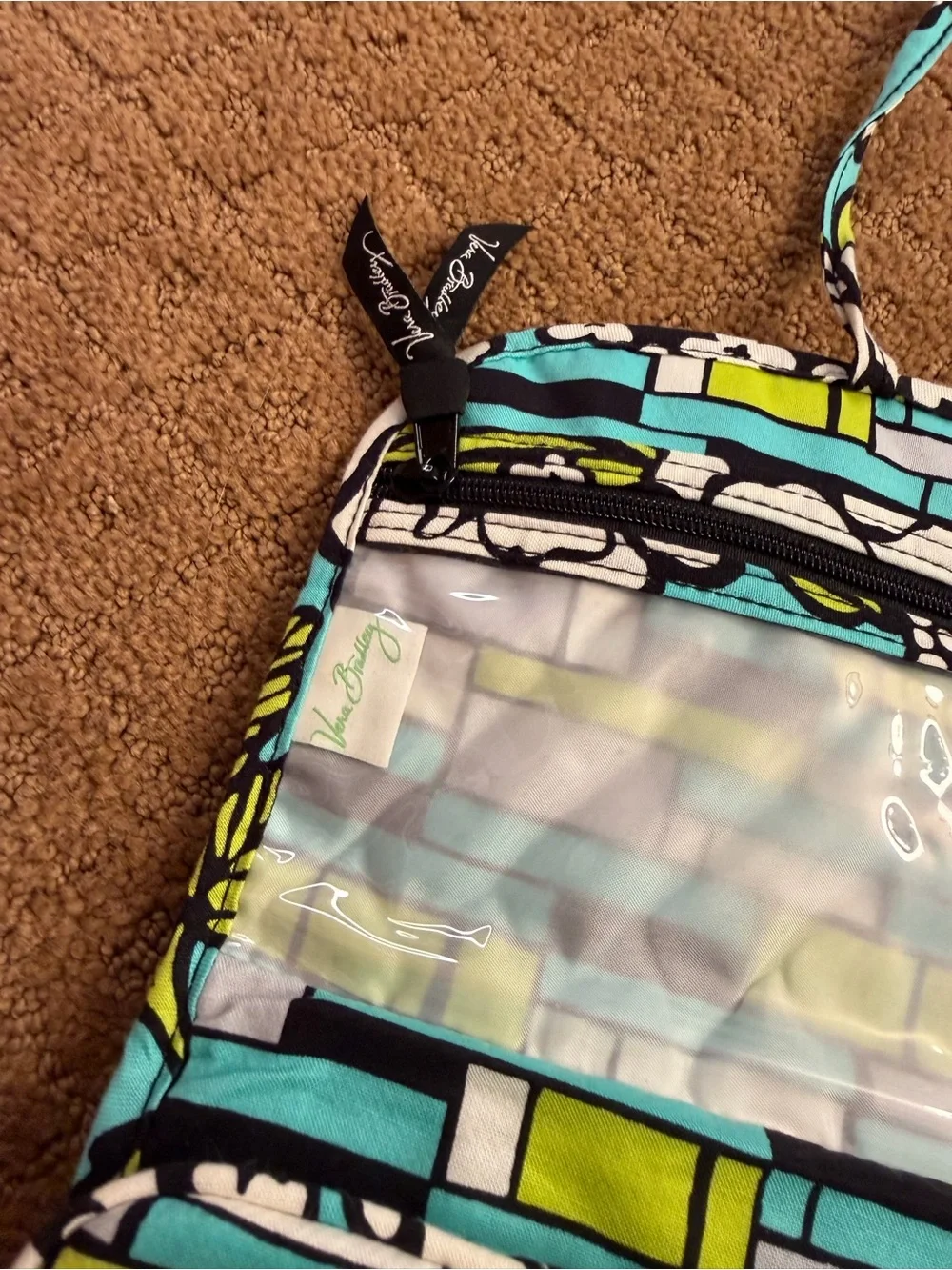 Vera Bradley am selling